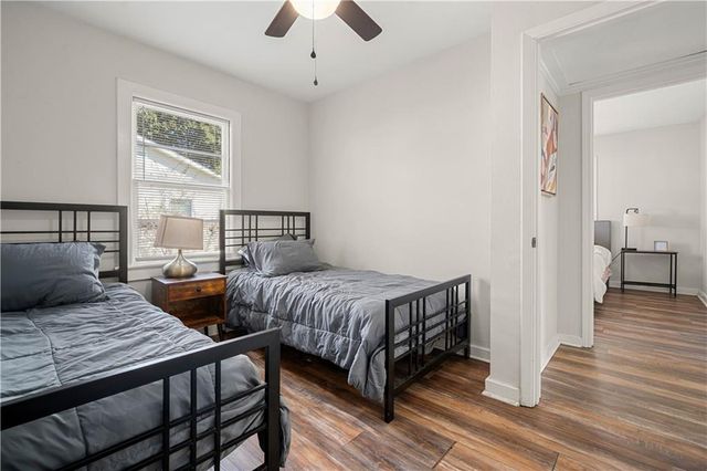 54 Bishop S Lane, Mobile, AL 36608