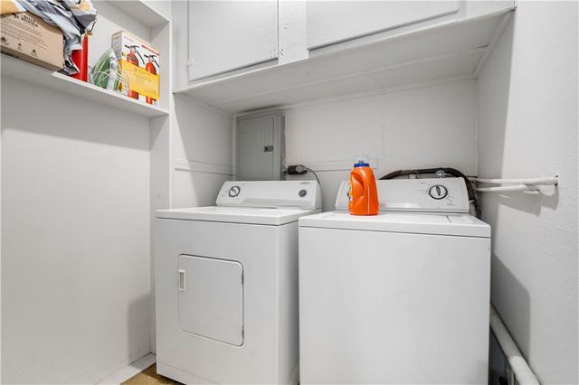 54 Bishop S Lane, Mobile, AL 36608