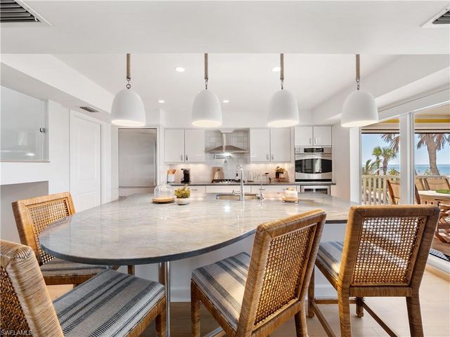 1 Sunset Captiva LN, Captiva, FL 33924