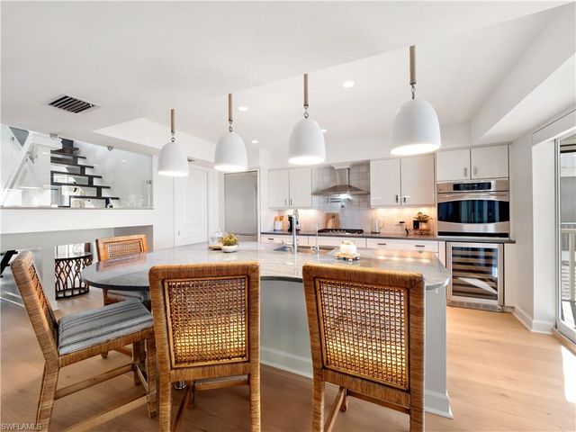 1 Sunset Captiva LN, Captiva, FL 33924