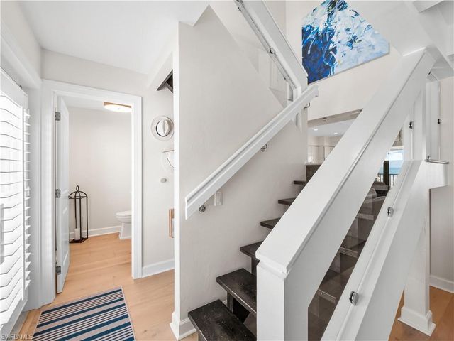 1 Sunset Captiva LN, Captiva, FL 33924