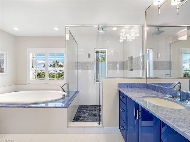 1 Sunset Captiva LN, Captiva, FL 33924