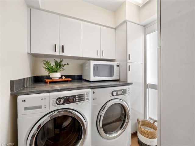 1 Sunset Captiva LN, Captiva, FL 33924