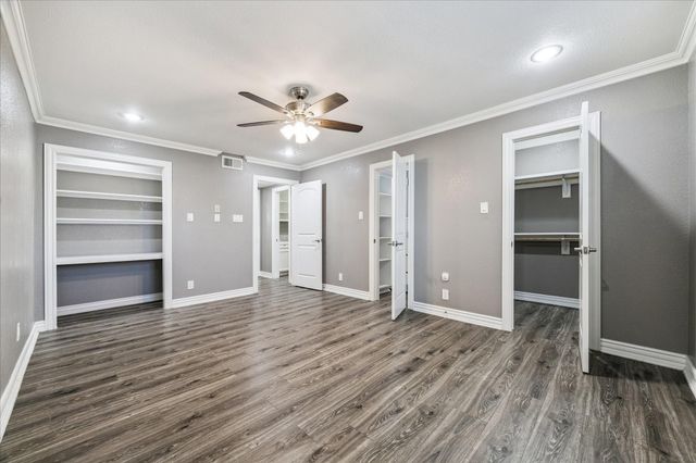 11550 Chimney Rock Road 321, Houston, TX 77035