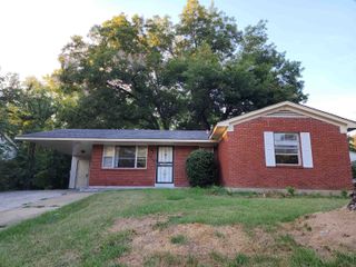 3916 TESSLAND DR, Memphis, TN 38128