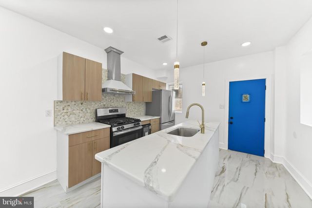 6353 LEBANON AVE, Philadelphia, PA 19151