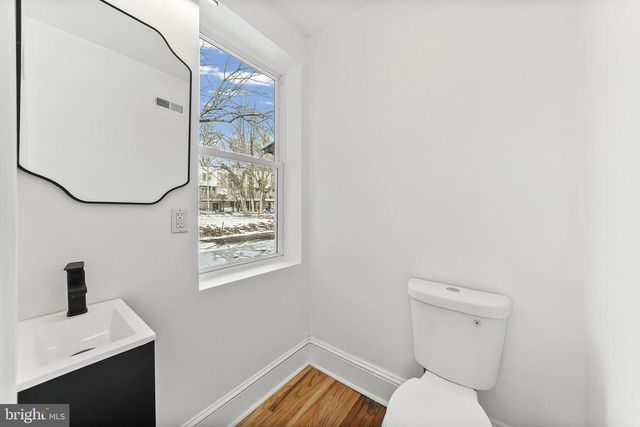 6353 LEBANON AVE, Philadelphia, PA 19151