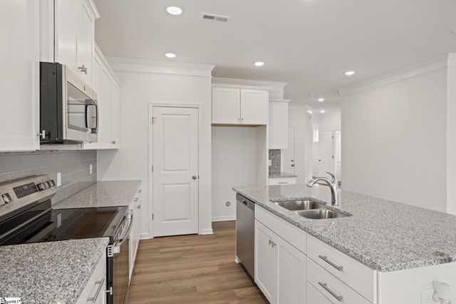 324 Metz Drive, Greenville, SC 29611