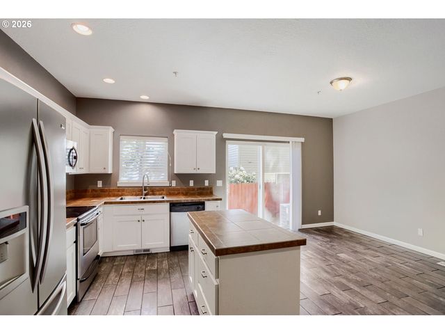 14980 Sw CONOR Cir, Beaverton, OR 97006