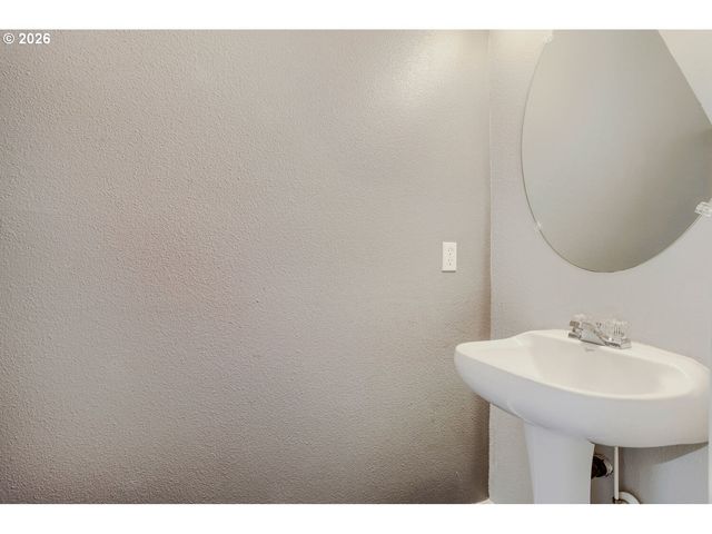 14980 Sw CONOR Cir, Beaverton, OR 97006