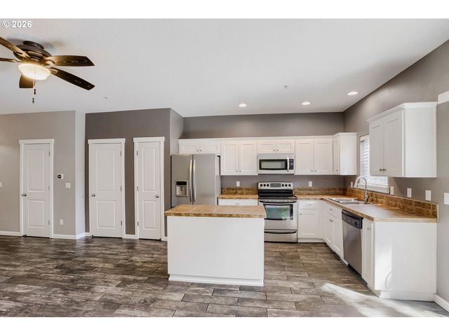 14980 Sw CONOR Cir, Beaverton, OR 97006