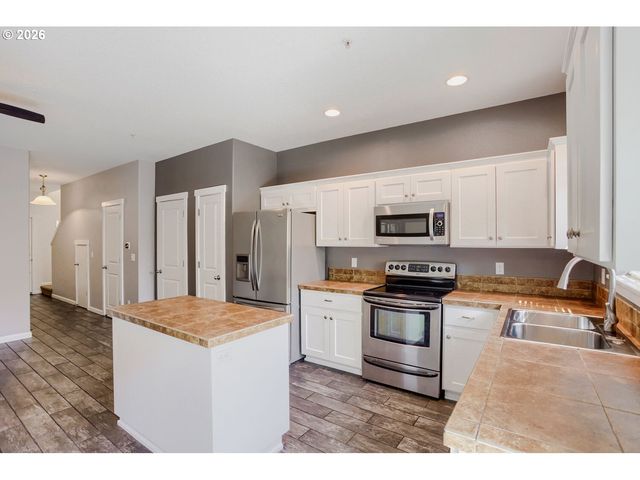 14980 Sw CONOR Cir, Beaverton, OR 97006