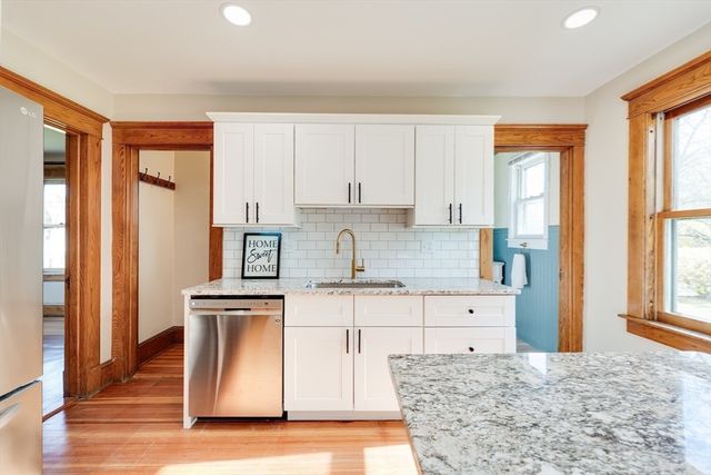 226 Notre Dame St, Westfield, MA 01085