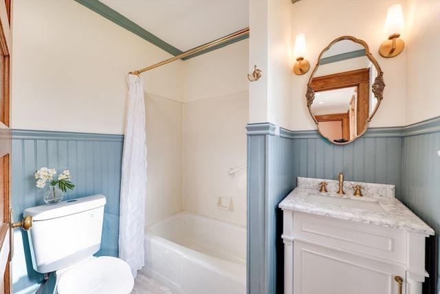 226 Notre Dame St, Westfield, MA 01085