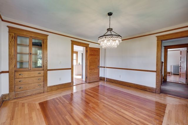 226 Notre Dame St, Westfield, MA 01085