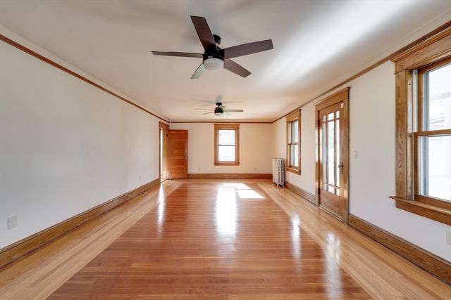 226 Notre Dame St, Westfield, MA 01085