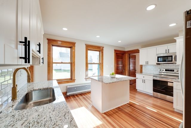 226 Notre Dame St, Westfield, MA 01085