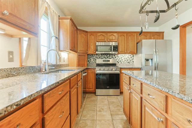 50820 Stonebridge Drive, Granger, IN 46530