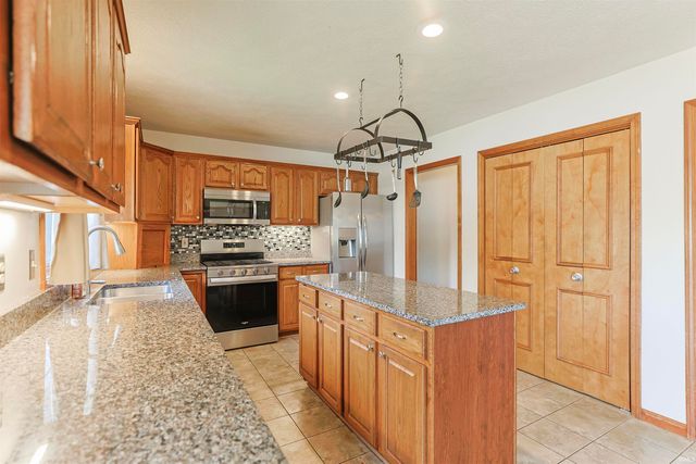 50820 Stonebridge Drive, Granger, IN 46530