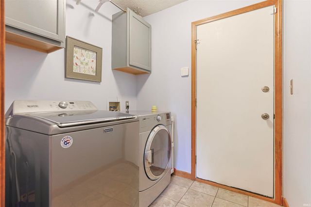 50820 Stonebridge Drive, Granger, IN 46530