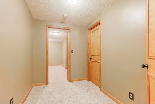 50820 Stonebridge Drive, Granger, IN 46530