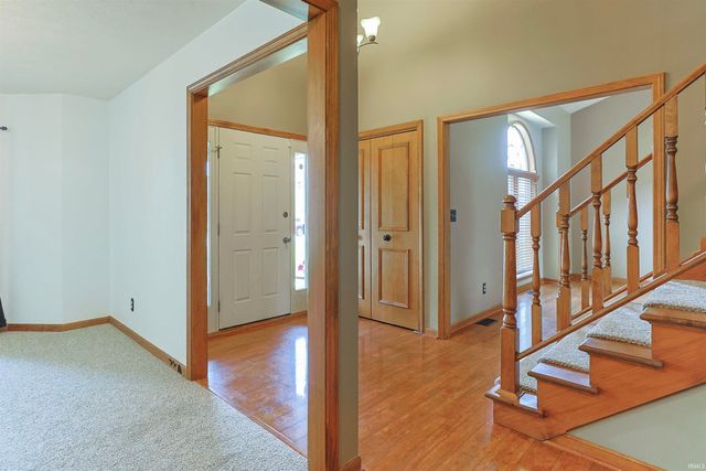 50820 Stonebridge Drive, Granger, IN 46530