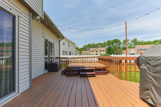 50820 Stonebridge Drive, Granger, IN 46530