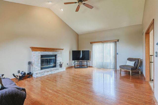 50820 Stonebridge Drive, Granger, IN 46530