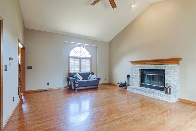 50820 Stonebridge Drive, Granger, IN 46530