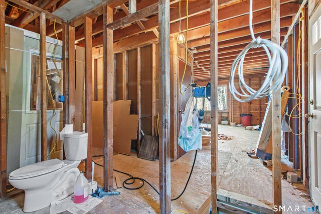 136 Minnechaug Drive, Glastonbury, CT 06033