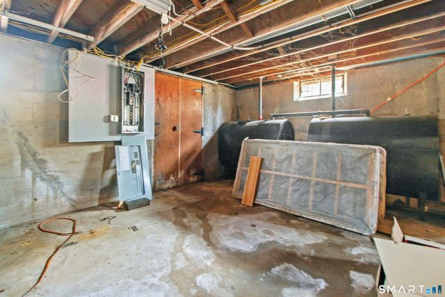 136 Minnechaug Drive, Glastonbury, CT 06033