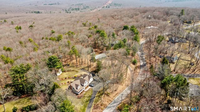 136 Minnechaug Drive, Glastonbury, CT 06033