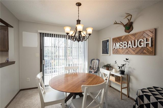 17317 E 50th Terrace Court S, Independence, MO 64055