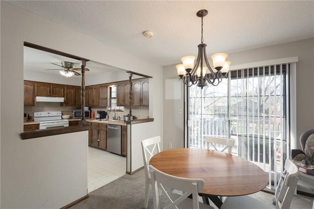 17317 E 50th Terrace Court S, Independence, MO 64055