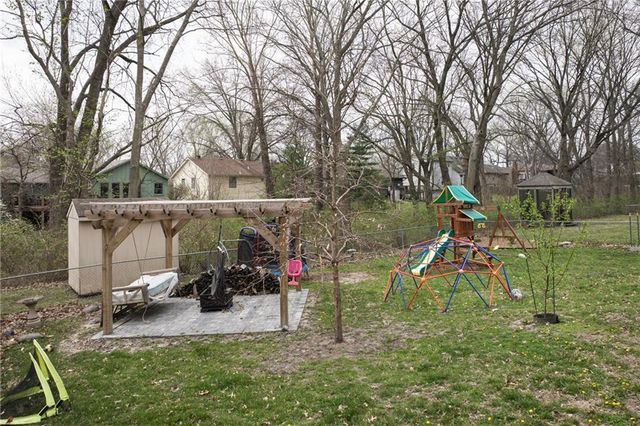 17317 E 50th Terrace Court S, Independence, MO 64055
