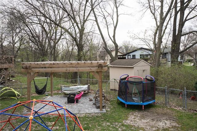 17317 E 50th Terrace Court S, Independence, MO 64055