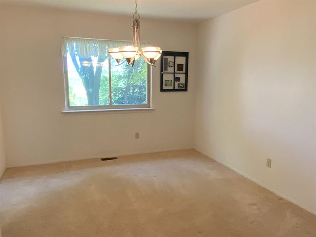 359 Old Creek Drive, Saline, MI 48176