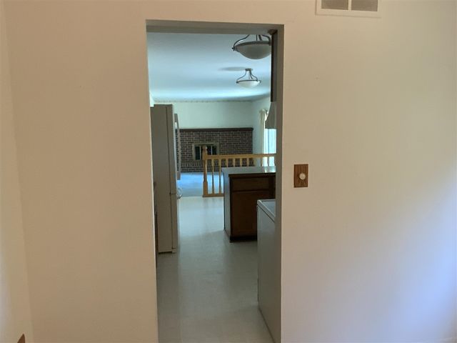 359 Old Creek Drive, Saline, MI 48176
