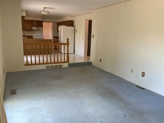 359 Old Creek Drive, Saline, MI 48176
