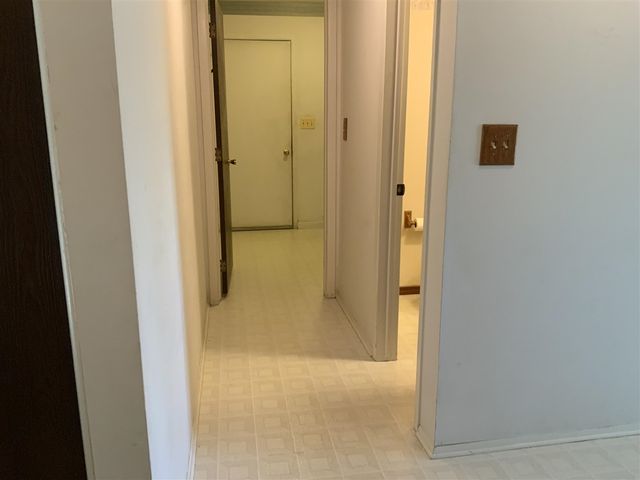 359 Old Creek Drive, Saline, MI 48176