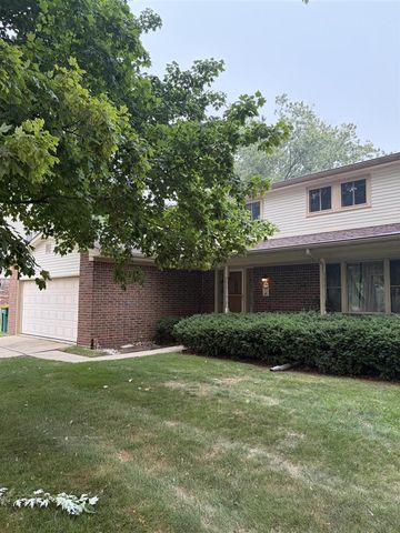 359 Old Creek Drive, Saline, MI 48176