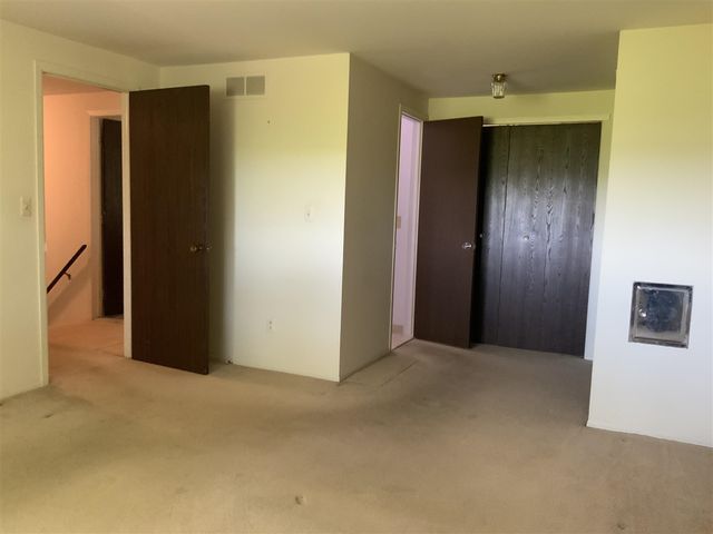 359 Old Creek Drive, Saline, MI 48176
