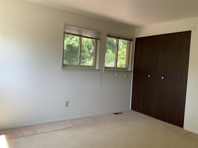 359 Old Creek Drive, Saline, MI 48176