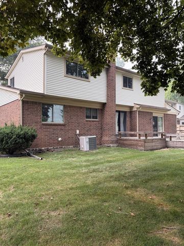 359 Old Creek Drive, Saline, MI 48176