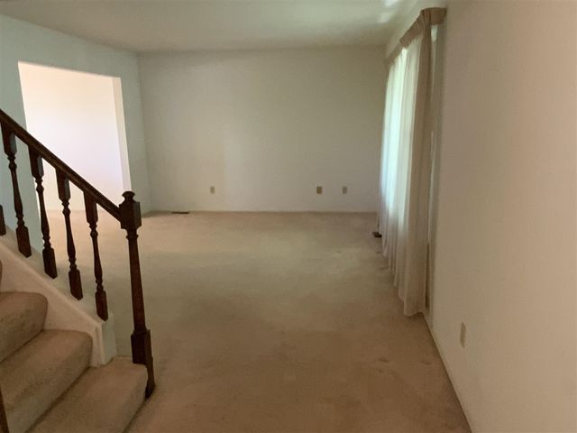 359 Old Creek Drive, Saline, MI 48176