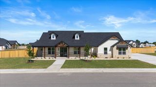 6792 King Mill DR, Salado, TX 76571