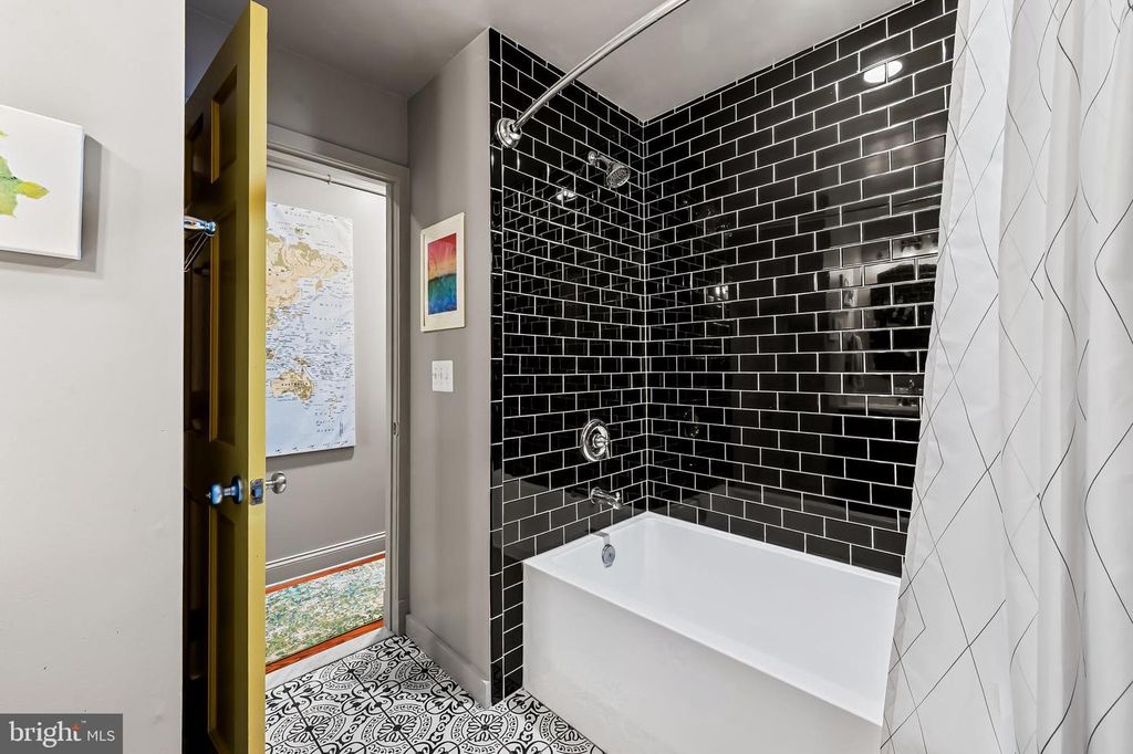 Image 20 of property listing at 1240 RIVERSIDE AVE, Baltimore, MD 21230