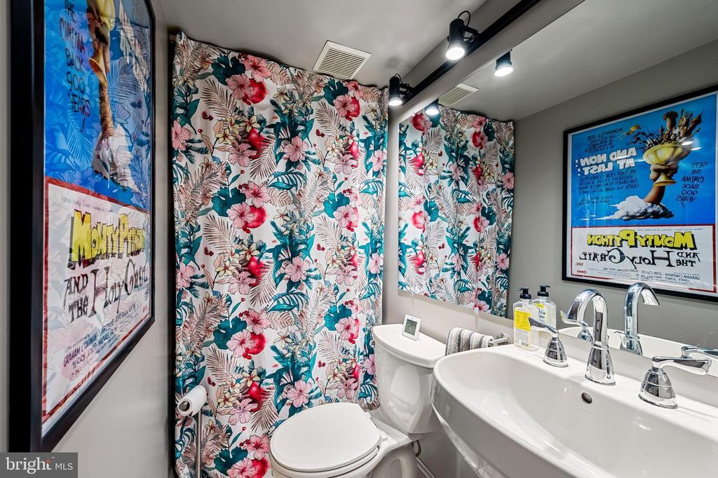 Image 37 of property listing at 1240 RIVERSIDE AVE, Baltimore, MD 21230