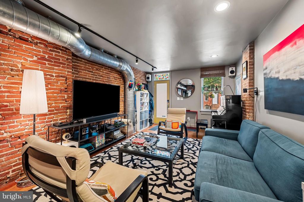 Image 6 of property listing at 1240 RIVERSIDE AVE, Baltimore, MD 21230