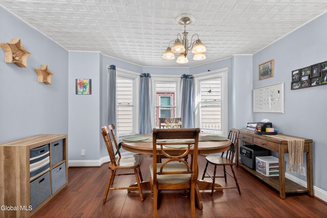 221 1st Street, Scotia, NY 12302